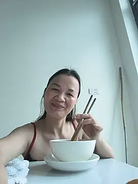 Lye lovely online show from 06.28.26