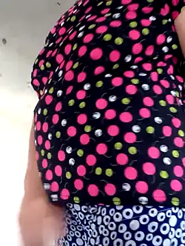 Bong sexy online show from 05.25.26