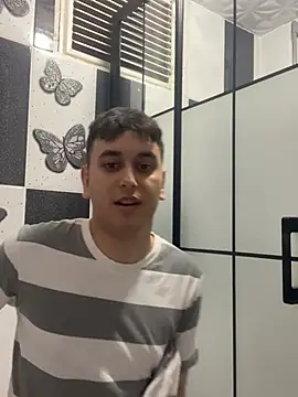 imjustaboyy1 online show from 05.28.26