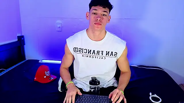 Luke Muscle online show from 06.05.26