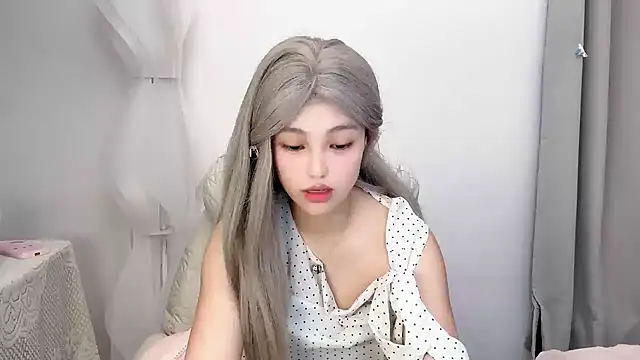 jiangjiang2005 online show from 06.25.26