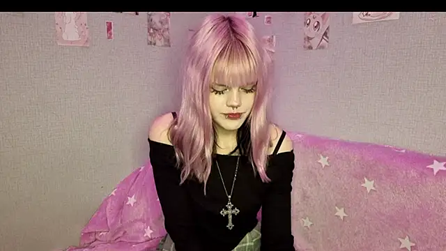 VelvetAlice online show from 06.12.26