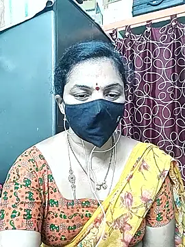 Snapshot of Leela_555 chatting on 06.17.26 Leela 555 online show from 06.17.26