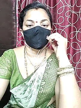 Snapshot of Leela_555 chatting on 06.21.26 Leela 555 online show from 06.21.26