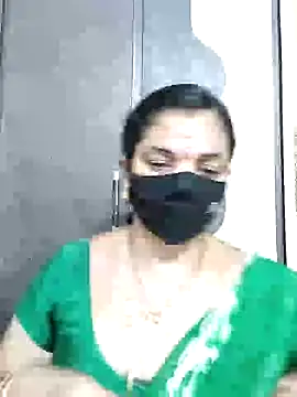 Snapshot of Leela_555 chatting on 06.25.26 Leela 555 online show from 06.25.26