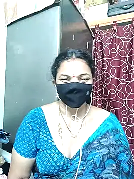 Snapshot of Leela_555 chatting on 07.05.26 Leela 555 online show from 07.05.26