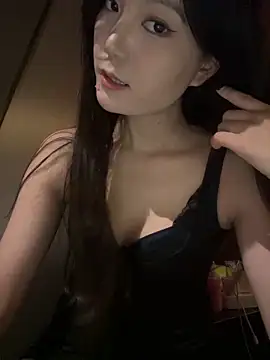 Snapshot of amy380689 chatting on 06.17.26 amy380689 online show from 06.17.26