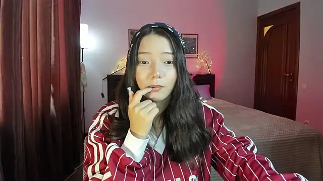 Snapshot of milana_marttt chatting on 07.12.26 milana marttt online show from 07.12.26