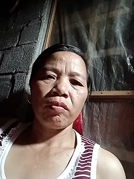 Snapshot of Elfledaa chatting on 07.18.26 Elfledaa online show from 07.18.26