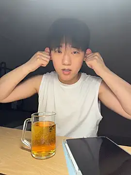 Snapshot of k-kinky chatting on 06.08.26 k-kinky online show from 06.08.26