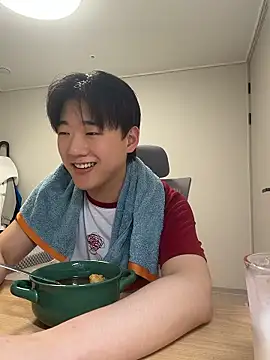 Snapshot of k-kinky chatting on 06.14.26 k-kinky online show from 06.14.26
