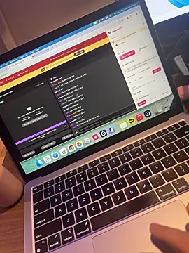 Snapshot of k-kinky chatting on 06.18.26 k-kinky online show from 06.18.26