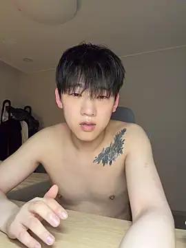 Snapshot of k-kinky chatting on 06.20.26 k-kinky online show from 06.20.26