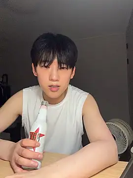 Snapshot of k-kinky chatting on 06.27.26 k-kinky online show from 06.27.26