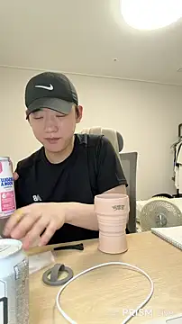 Snapshot of k-kinky chatting on 07.26.26 k-kinky online show from 07.26.26
