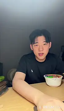 Snapshot of k-kinky chatting on 08.02.26 k-kinky online show from 08.02.26