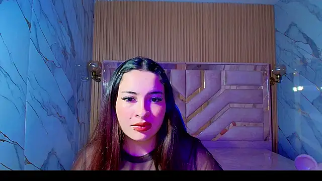 Snapshot of Kiara_Moon_r chatting on 07.04.26 Kiara Moon r online show from 07.04.26