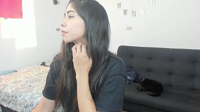 lia kos online show from 07.30.26