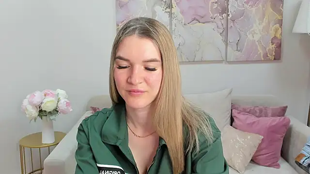 RoxyReignn online show from 06.15.26