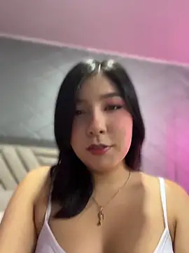KiimJiwoo online show from 05.27.26