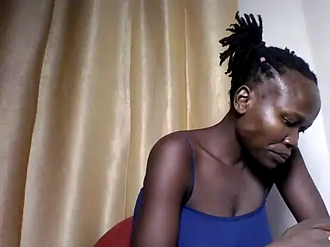 Snapshot of sexypie254 chatting on 06.20.26 sexypie254 online show from 06.20.26