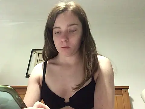 Maisie 01 online show from 06.10.26
