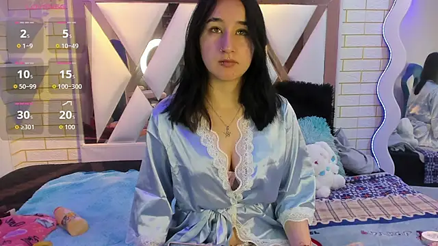 Lua bloom  online show from 07.03.26