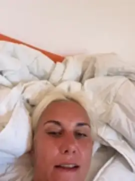 Sofia beee online show from 08.04.26