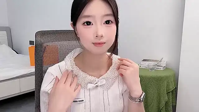 Yoyo33355 online show from 05.30.26