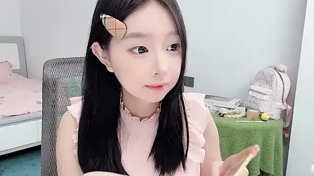 Yoyo33355 online show from 06.25.26