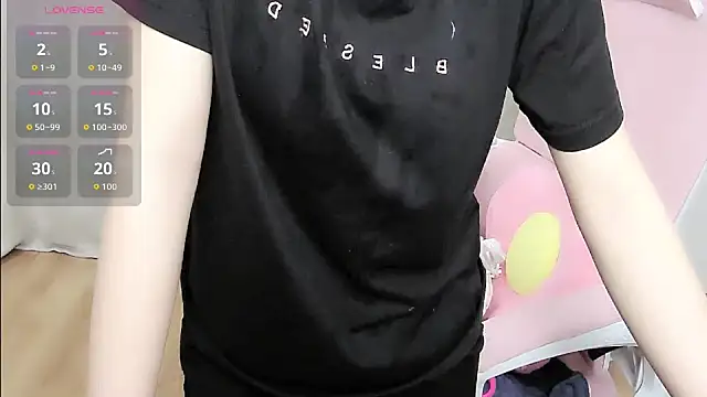shynana online show from 06.18.26