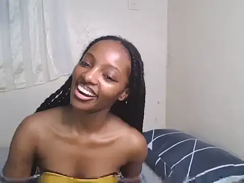 Snapshot of CUTE-MESSY chatting on 06.11.26 CUTE-MESSY online show from 06.11.26