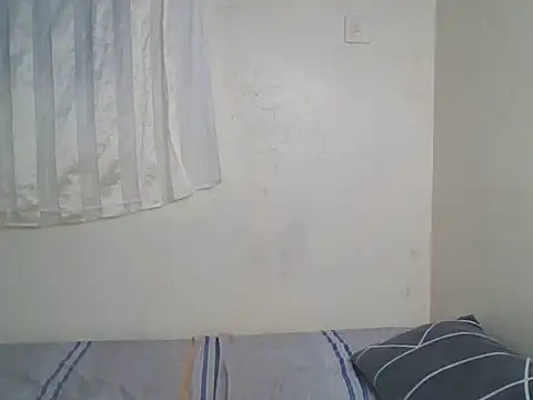 Snapshot of CUTE-MESSY chatting on 06.17.26 CUTE-MESSY online show from 06.17.26