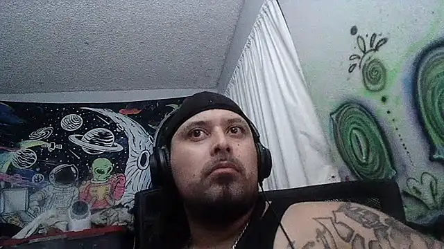 licknitright6 online show from 05.31.26