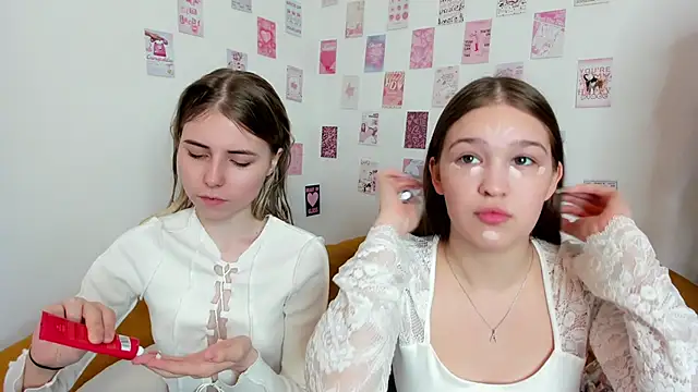 PlayfulMelly online show from 05.27.26