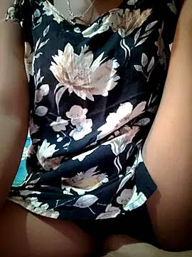 Snapshot of cute_riya_11 chatting on 06.18.26 cute riya 11 online show from 06.18.26