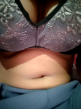 Snapshot of cute_riya_11 chatting on 07.14.26 cute riya 11 online show from 07.14.26