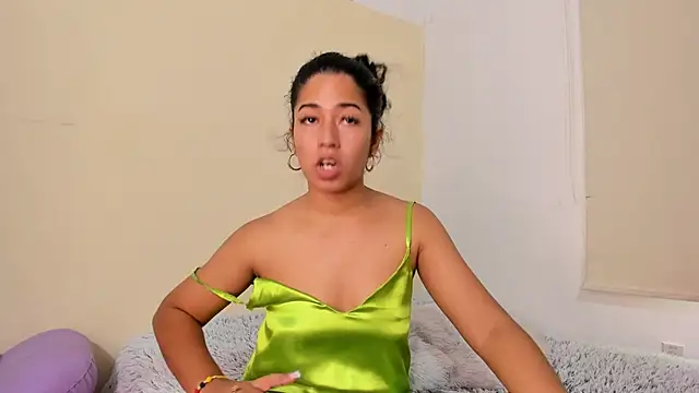 Nadia-Monroe online show from 06.26.26