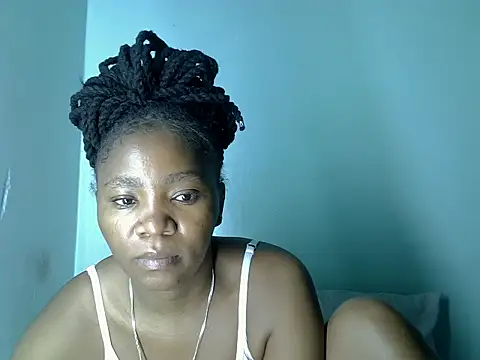 Snapshot of sassykisser chatting on 05.27.26 sassykisser online show from 05.27.26