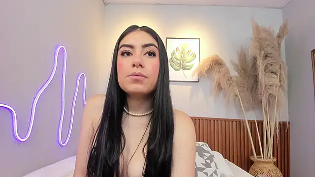 CARLA FERRERM online show from 06.06.26