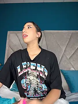 LacyLureXXX online show from 07.04.26