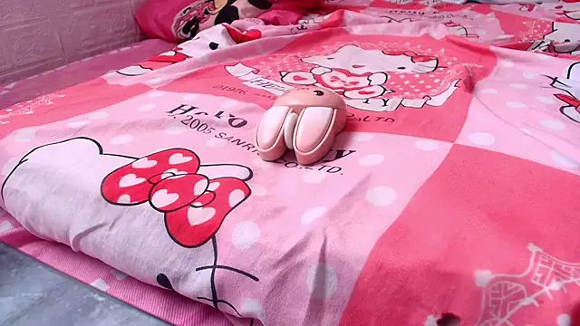 cutesofia234 online show from 06.30.26