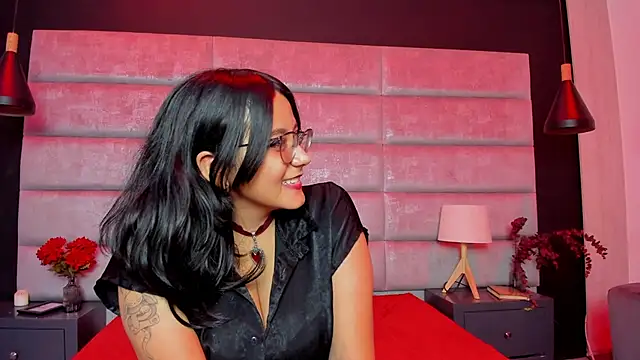 Dakota-Hills online show from 06.02.26