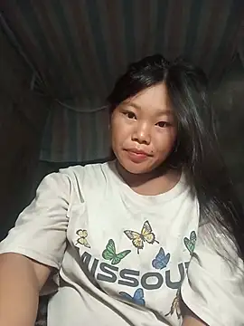 Snapshot of Nhinhi_su chatting on 07.23.26 Nhinhi su online show from 07.23.26