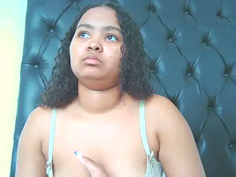 Snapshot of indianaphrodite1 chatting on 06.16.26 indianaphrodite1 online show from 06.16.26