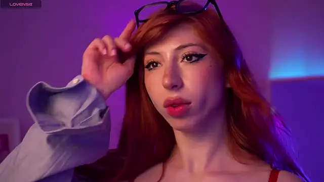 Snapshot of Mia_Daddysgirl_ chatting on 06.15.26 Mia Daddysgirl online show from 06.15.26