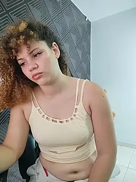 Snapshot of RoouseSiren chatting on 06.22.26 RoouseSiren online show from 06.22.26