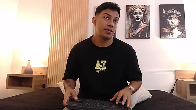 Snapshot of Diego_salvatore chatting on 06.19.26 Diego salvatore online show from 06.19.26