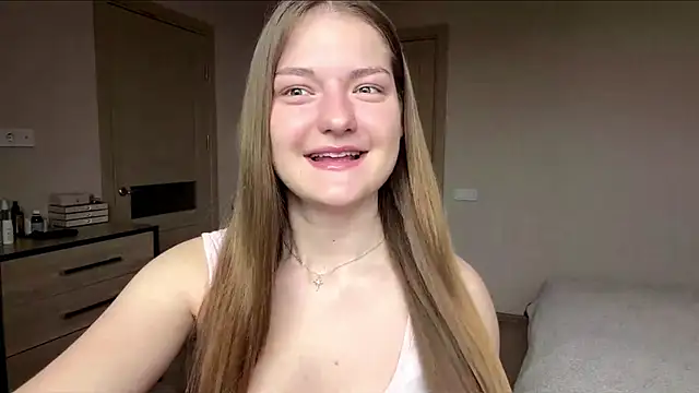lizzzanatooo online show from 05.31.26