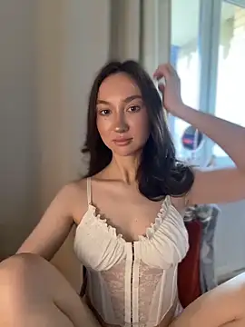 Maryana Ro online show from 06.03.26